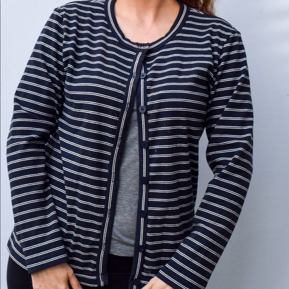 Vintage Liz Claiborne Liz Sport striped cardigan. Button up navy striped top